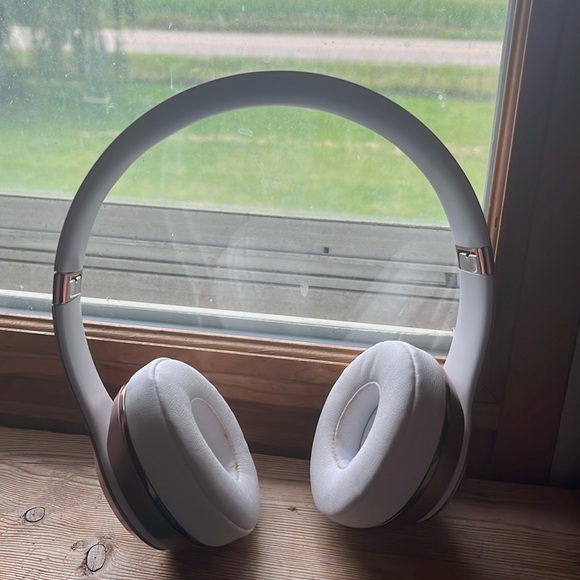 BEATS SOLO 3s Rosegold